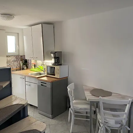 Romantisches Gaestezimmer - Zentralgelegen * Wehrheim