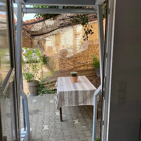 Romantisches Gaestezimmer - Zentralgelegen *