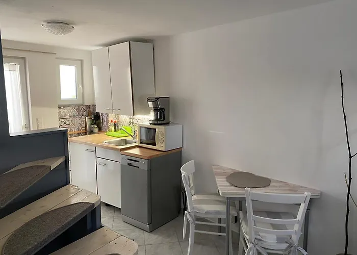 Romantisches Gaestezimmer - Zentralgelegen * Wehrheim