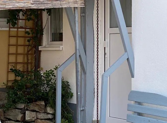 Romantisches Gaestezimmer - Zentralgelegen Wehrheim